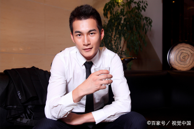 天蝎男冷静和分手的表现  天蝎男真正放手的表现