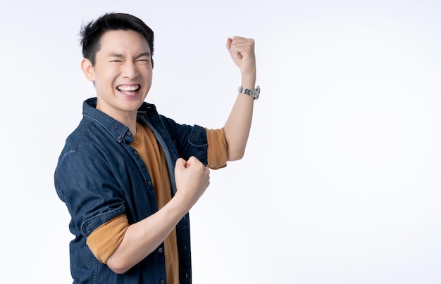87年属兔男一生运势怎么样，1987年属兔人的命运与婚姻